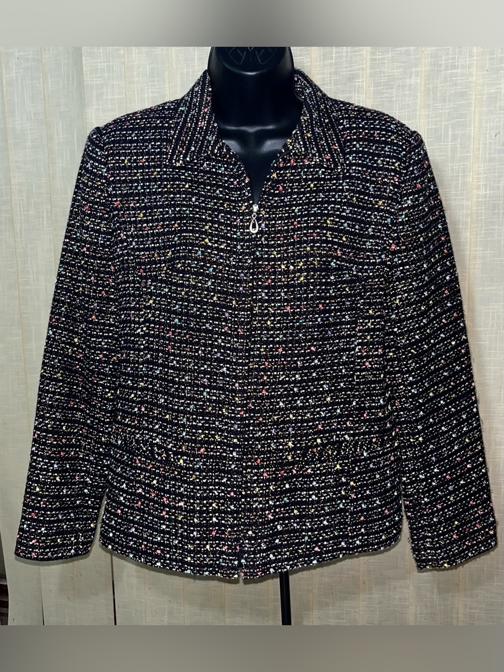 Vintage Sag Harbor Petite Black Tweed Zip-Up Gold Shimmer Jacket SIZE 8P EUC